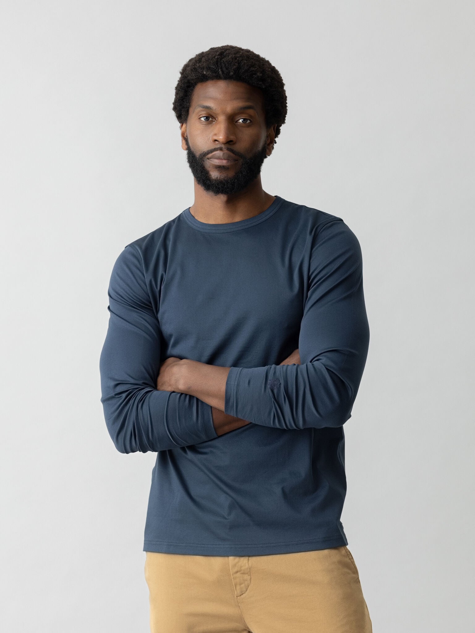 Modelshot / Navy / Detail